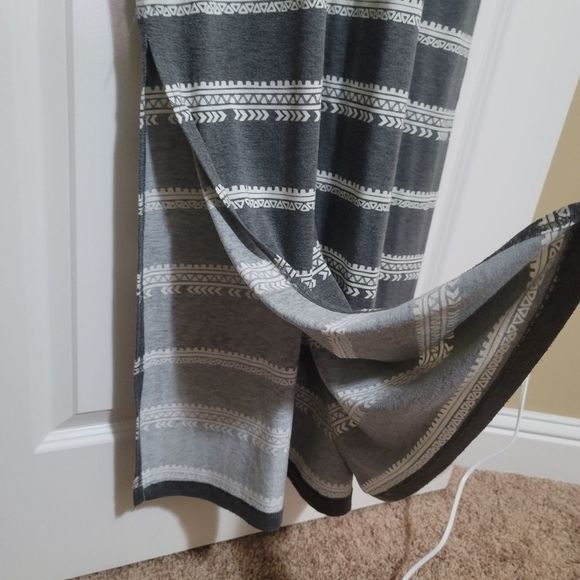 Mossimo | Gray Stripe Side Slit Maxi Dress - Picture 5 of 7